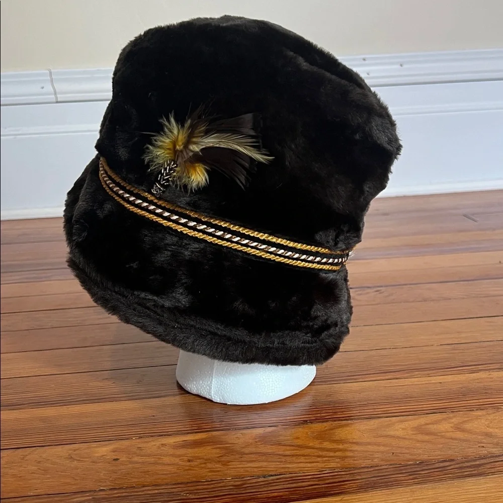Vintage North King Faux Fur Cloche Bucket Hat